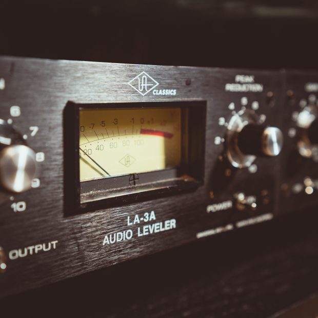 Universal Audio LA-3A Leveling Amplifier Image