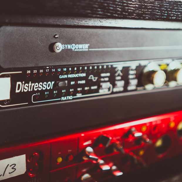 Empirical Labs EL8-X Distresser Image